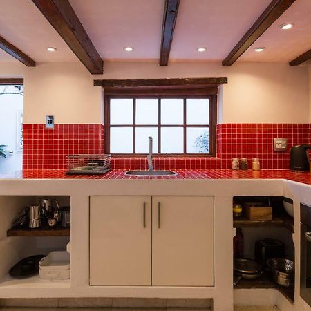 Central Cape Town, Stylish Home, With Private Courtyard Екстер'єр фото