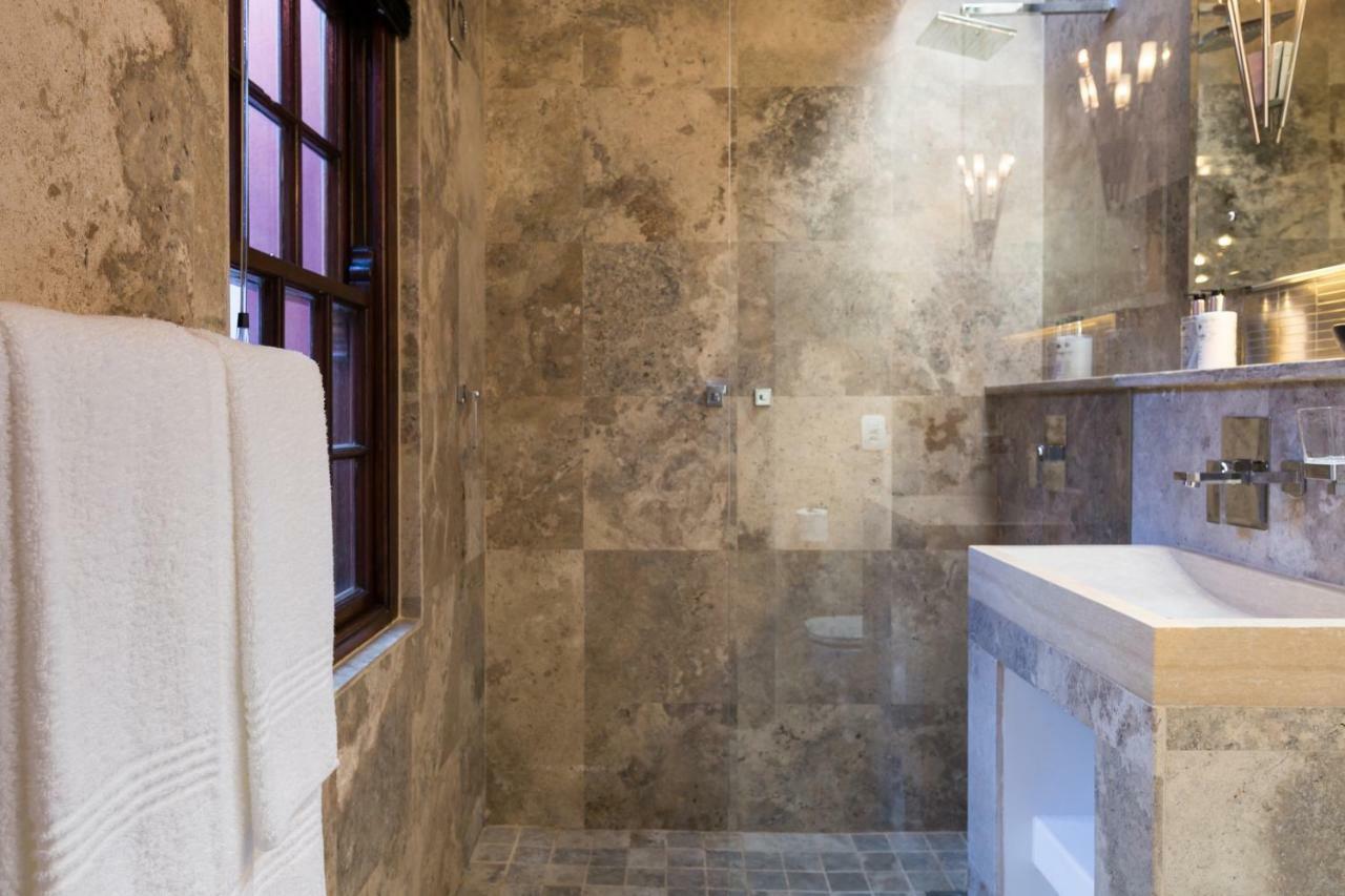 Central Cape Town, Stylish Home, With Private Courtyard Екстер'єр фото