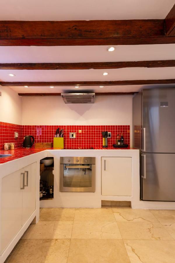 Central Cape Town, Stylish Home, With Private Courtyard Екстер'єр фото