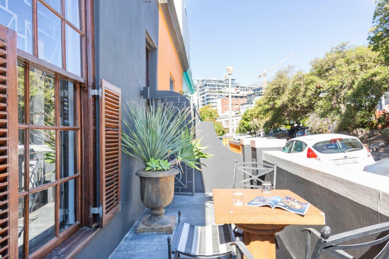 Central Cape Town, Stylish Home, With Private Courtyard Екстер'єр фото