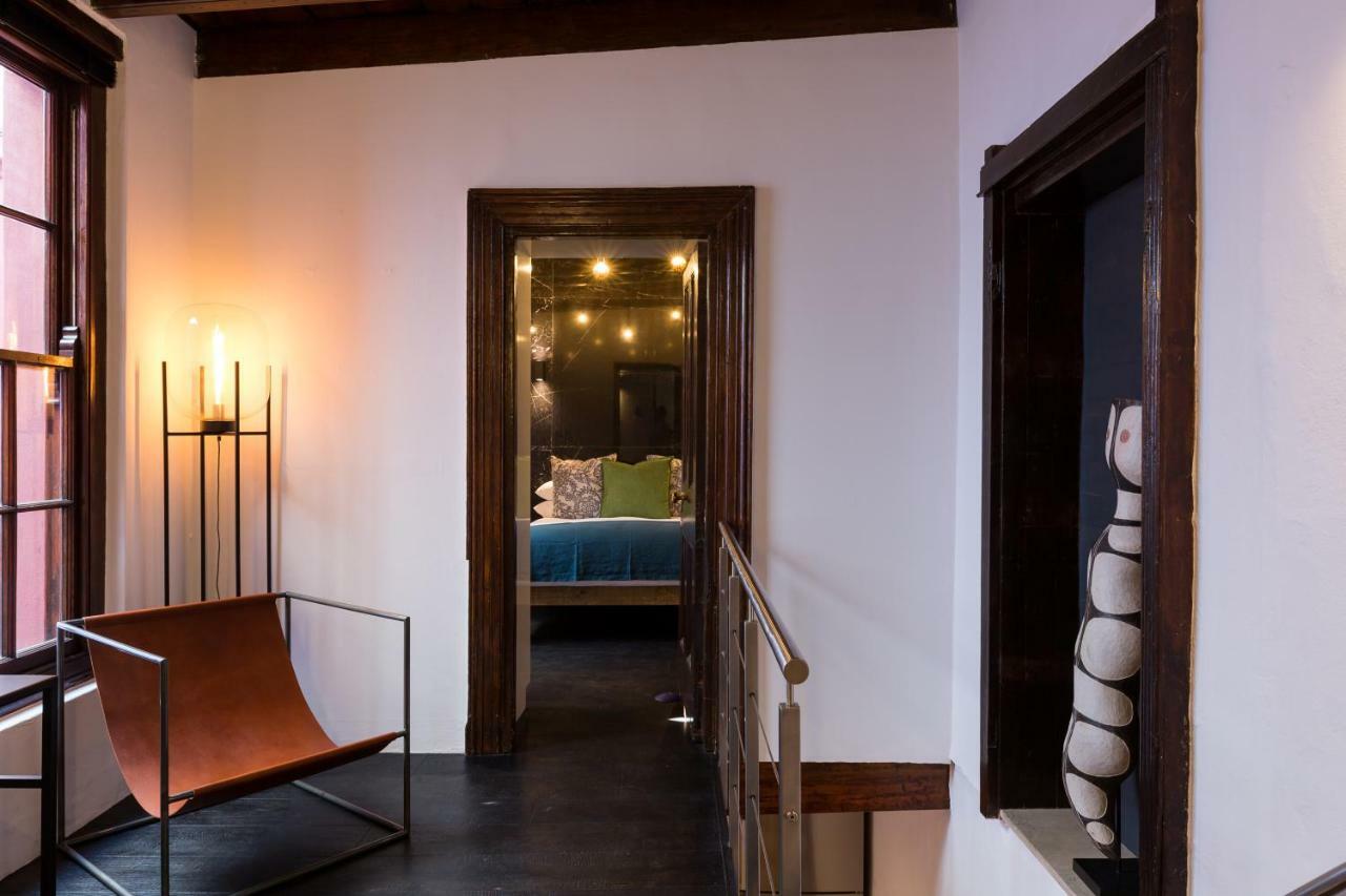 Central Cape Town, Stylish Home, With Private Courtyard Екстер'єр фото